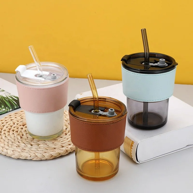 Reusable Custom Water Espresso Coffee Bubble Tea Glass Cups with Lids and Straws Glass cup with leather to prevent scalding