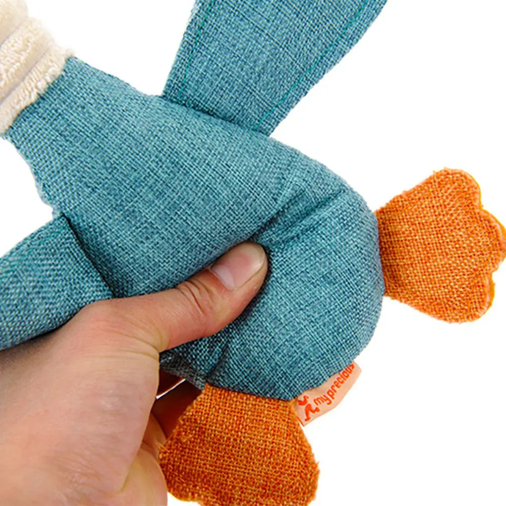 2025 New Flying Duck Stuffed Squeaky Durable Dog Chew Toys Squeeze Sound Pet Toy Plush Squeaky Dog Toy