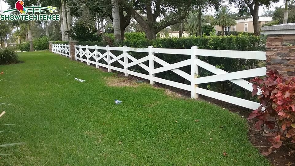 vinyl Crossbuck fence/ranch rail fence/4 rail horse fence