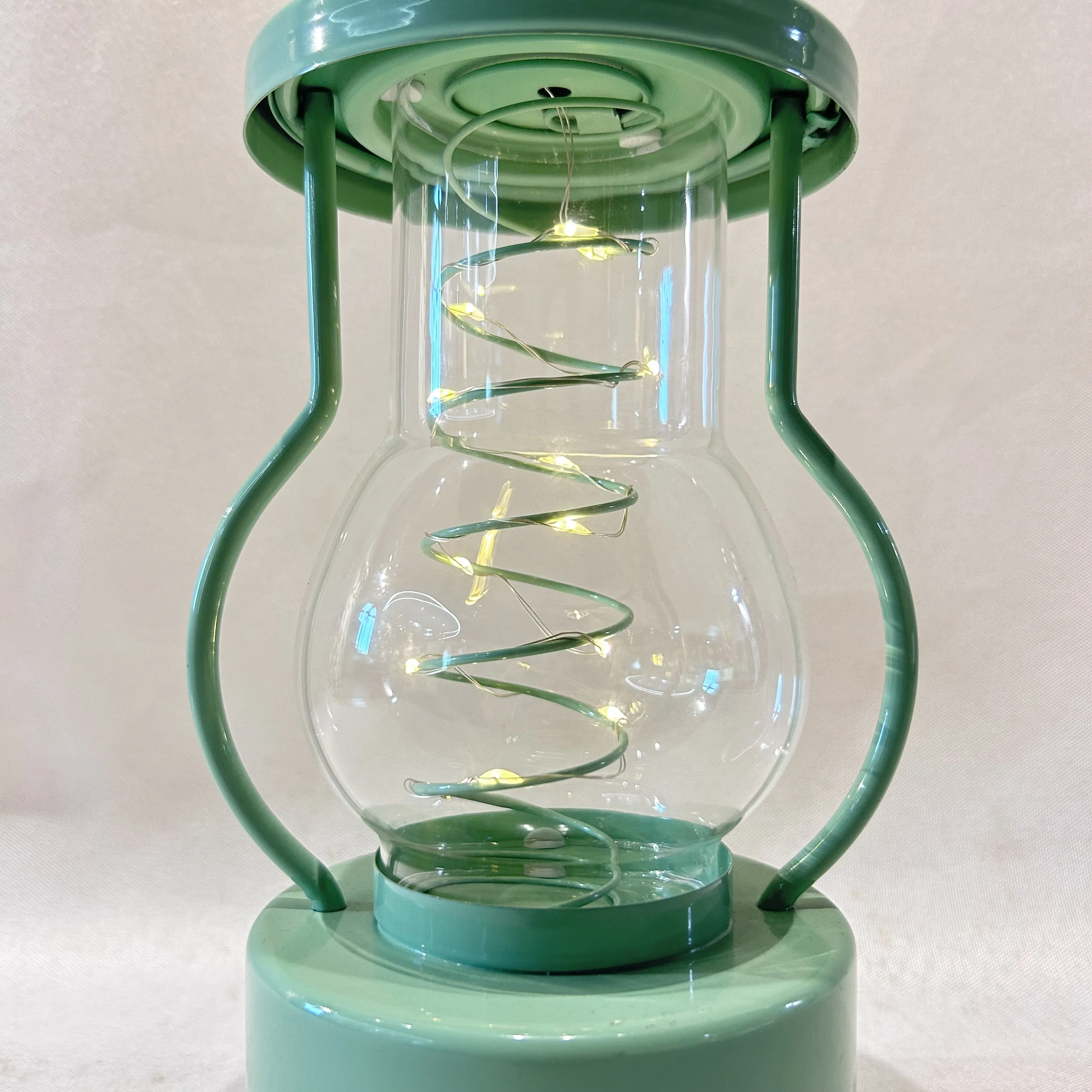 Garden colorful antique solar lantern inflatable lantern with handle glass NI-MH battery metal solar lanterns for the garden