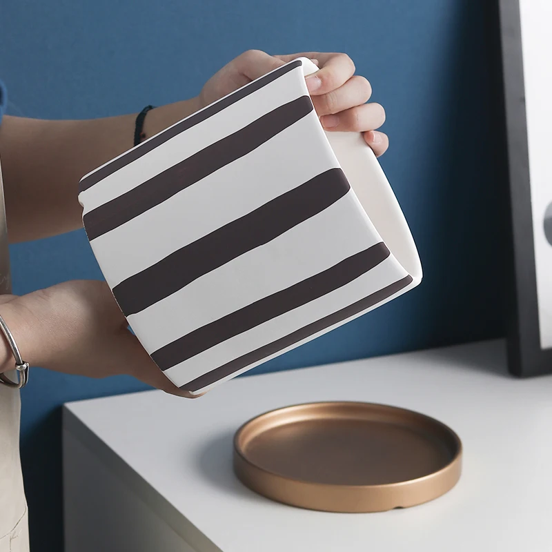 Wholesale home decoration cylinder shape hand drawing european flowerpot custom ceramic plants succulent pot with saucer