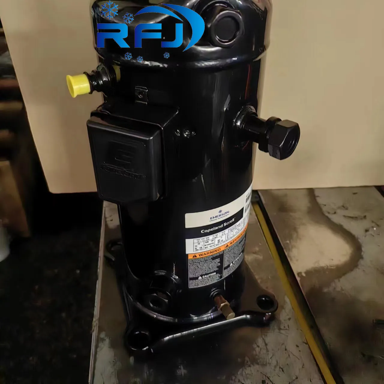 Компрессор copeland ZR190KCE TFD R407C 380 В, 50 Гц, 3-фазная Номинальная мощность 15,0 л.с. ZR190KCE TFD