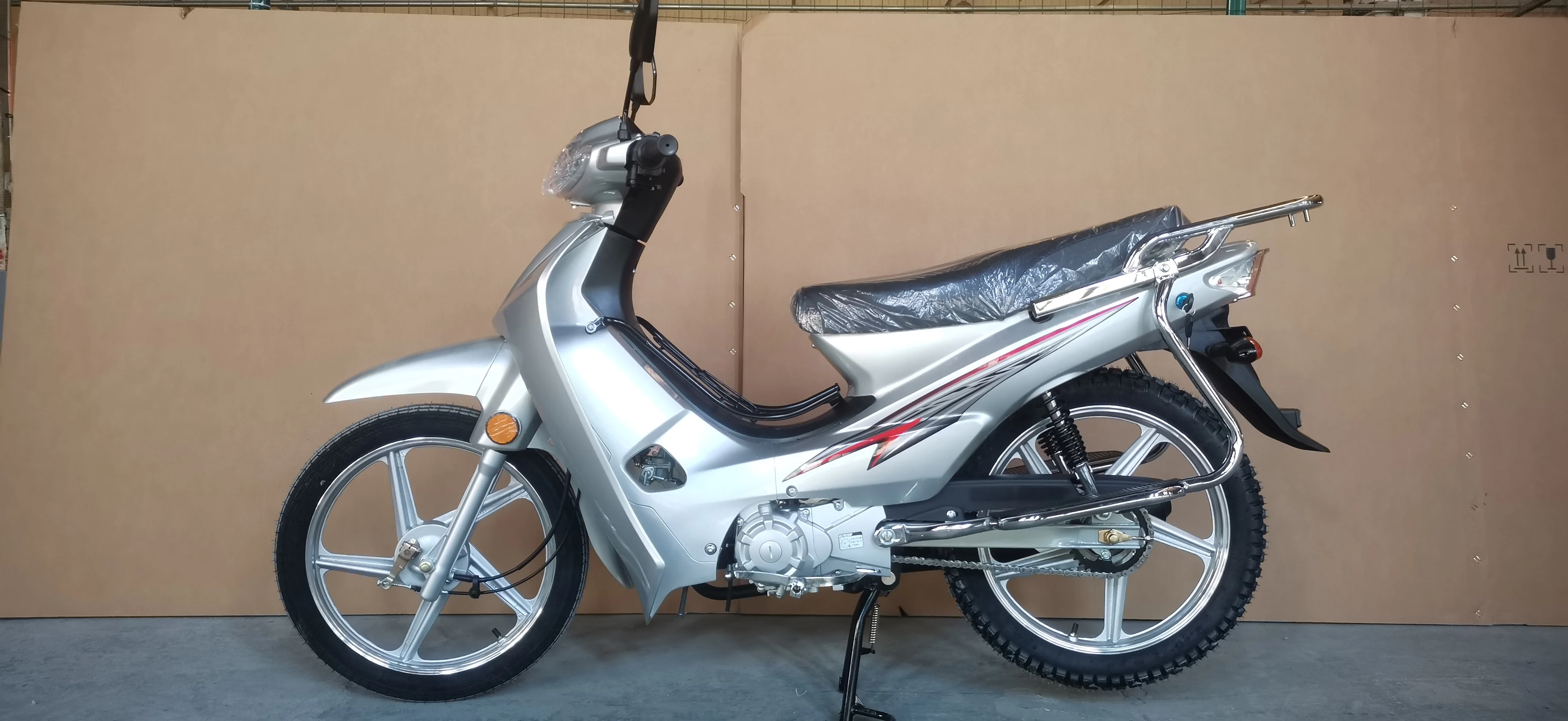 Classic Gasoline & diesel motorcycle two wheels Moped Ckd Motorcycle Adult vintage motorcycle