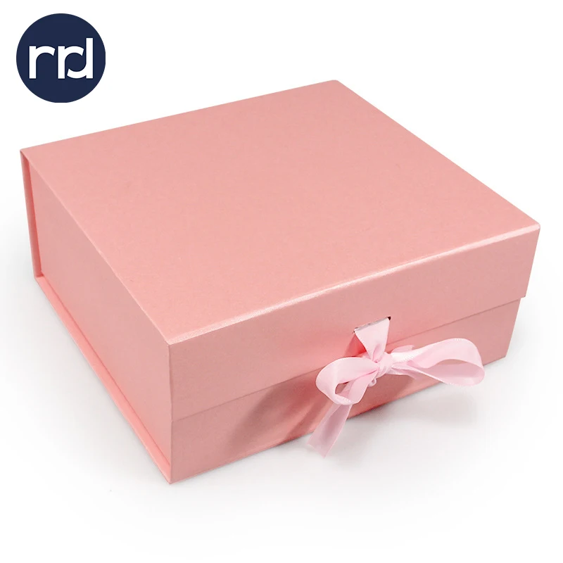 RR Donnelley Custom Design Manufacturer Recyclable Lucky Essential Oil Box Packaging Foldable Magnetic Gift Box with Ribbons