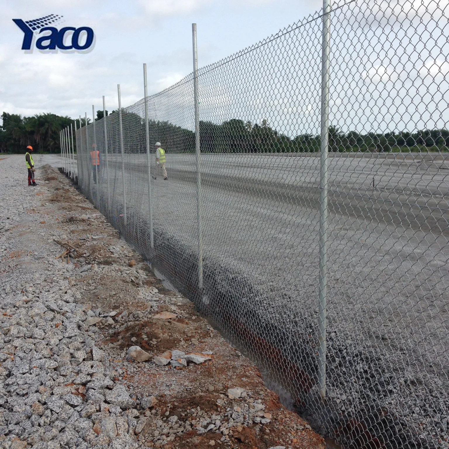 6FT 2m 8FT Galvanized Chain Link Fence Steel Wire Mesh Metal Fencing for Farm and Field