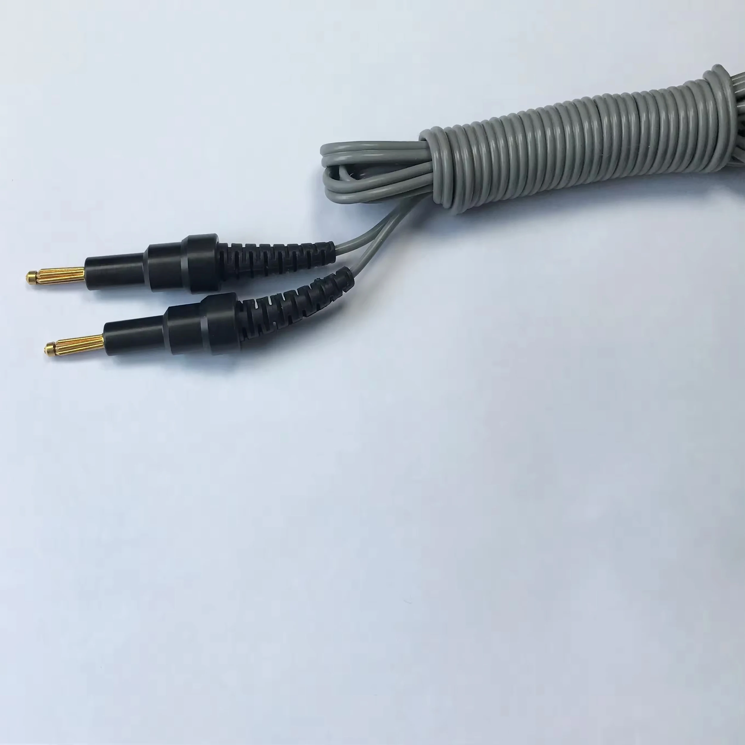 High Quality 4*3000mm Surgical Laparoscopic Basis Instruments Monopolar Bipolar Coagulation Forceps Cable Optimal High