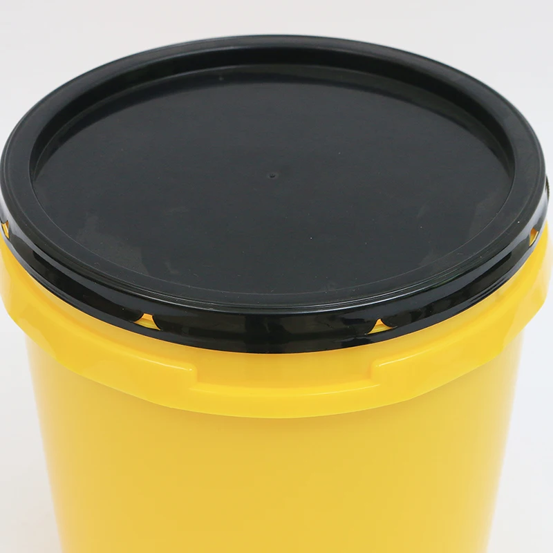 Custom Label 4 liter plastic bucket 4L chemical paint pail american style plastic paint bucket