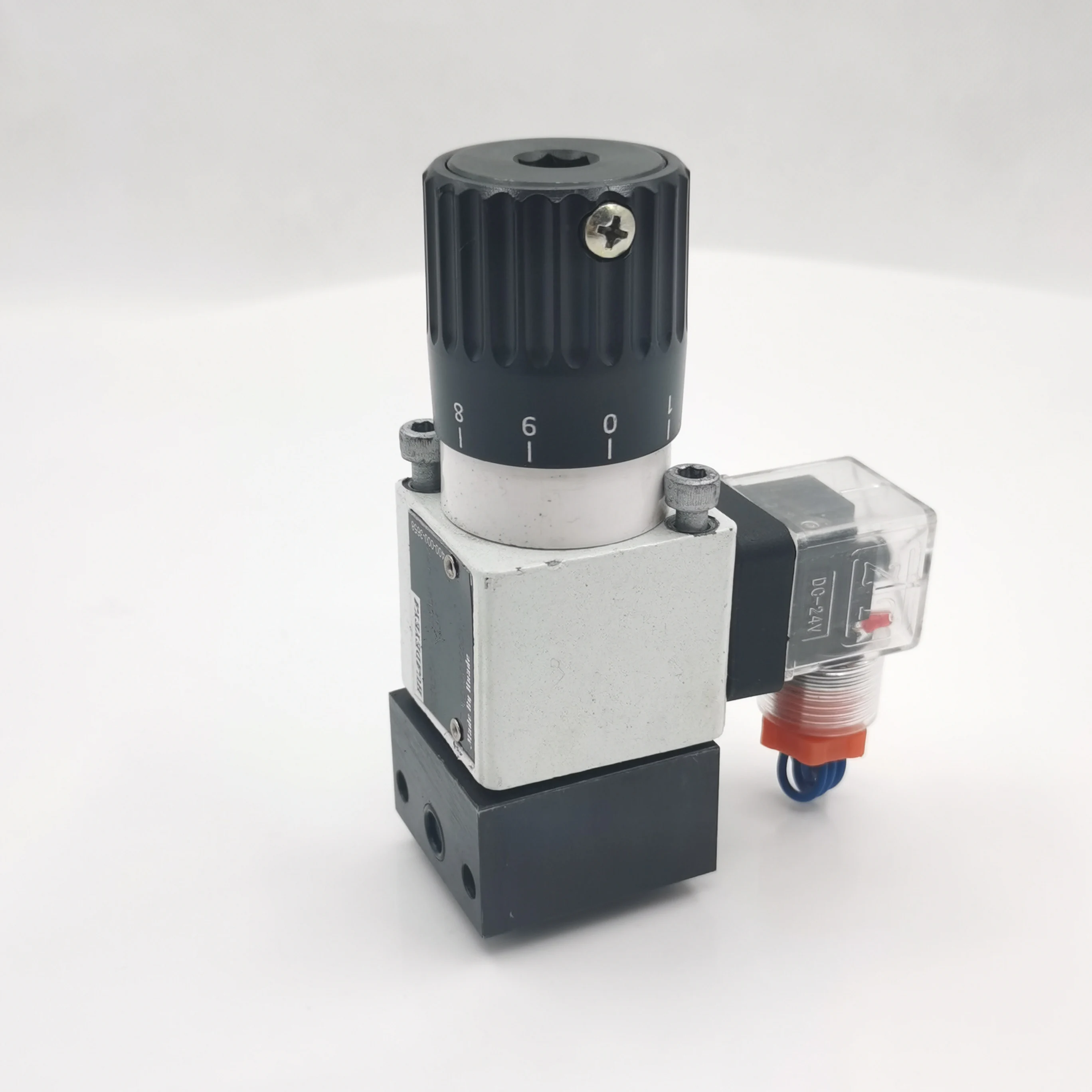 Manufacturer direct selling Rexroth series hydraulic valve HED40P15B/315K14Wpressure relay