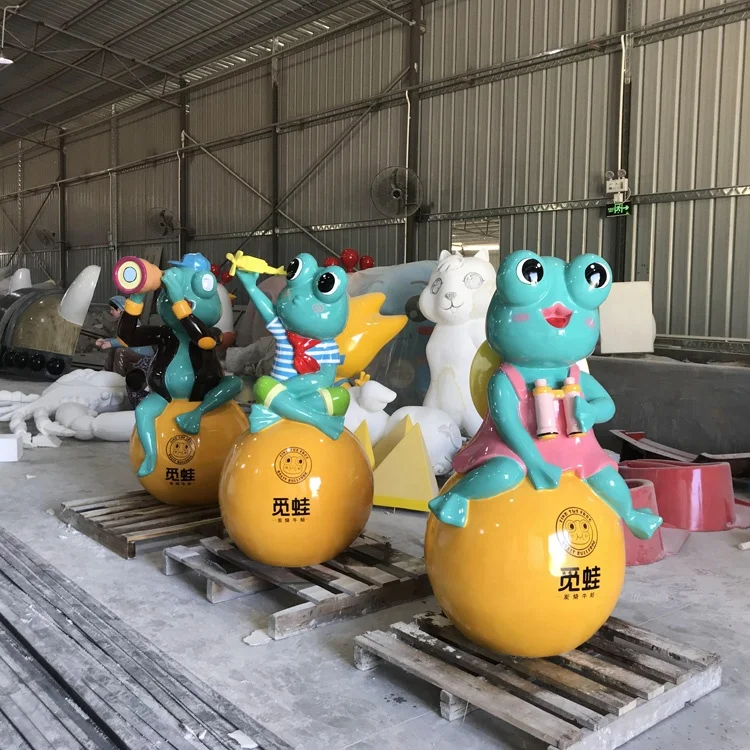 Fiberglass frog cartoon Animal model bullfrog statue custom made The restaurant welcomes guests and decorates character models