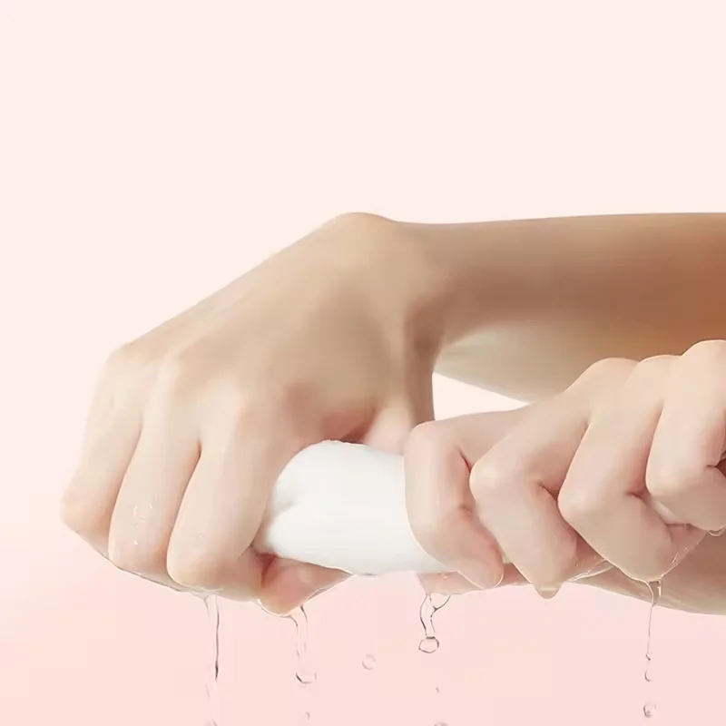 Factory wholesale large capacity cotton face towel clean skin towel 20*20cm disposable non-woven towel