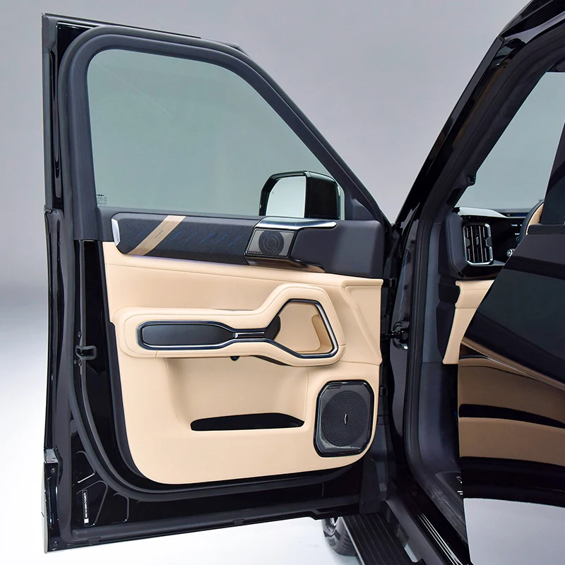 Chinese High-end Electric Vehicle Formula Equation Leopard 8 Fangchengbao 8 BYD Leopard Bao 8 2025 Fang Cheng Bao 8 PHEV SUV