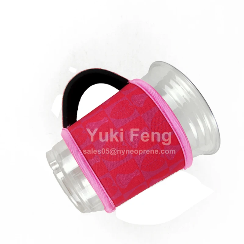 Изолированный держатель чашки неопрена рукав кофе с ручкой