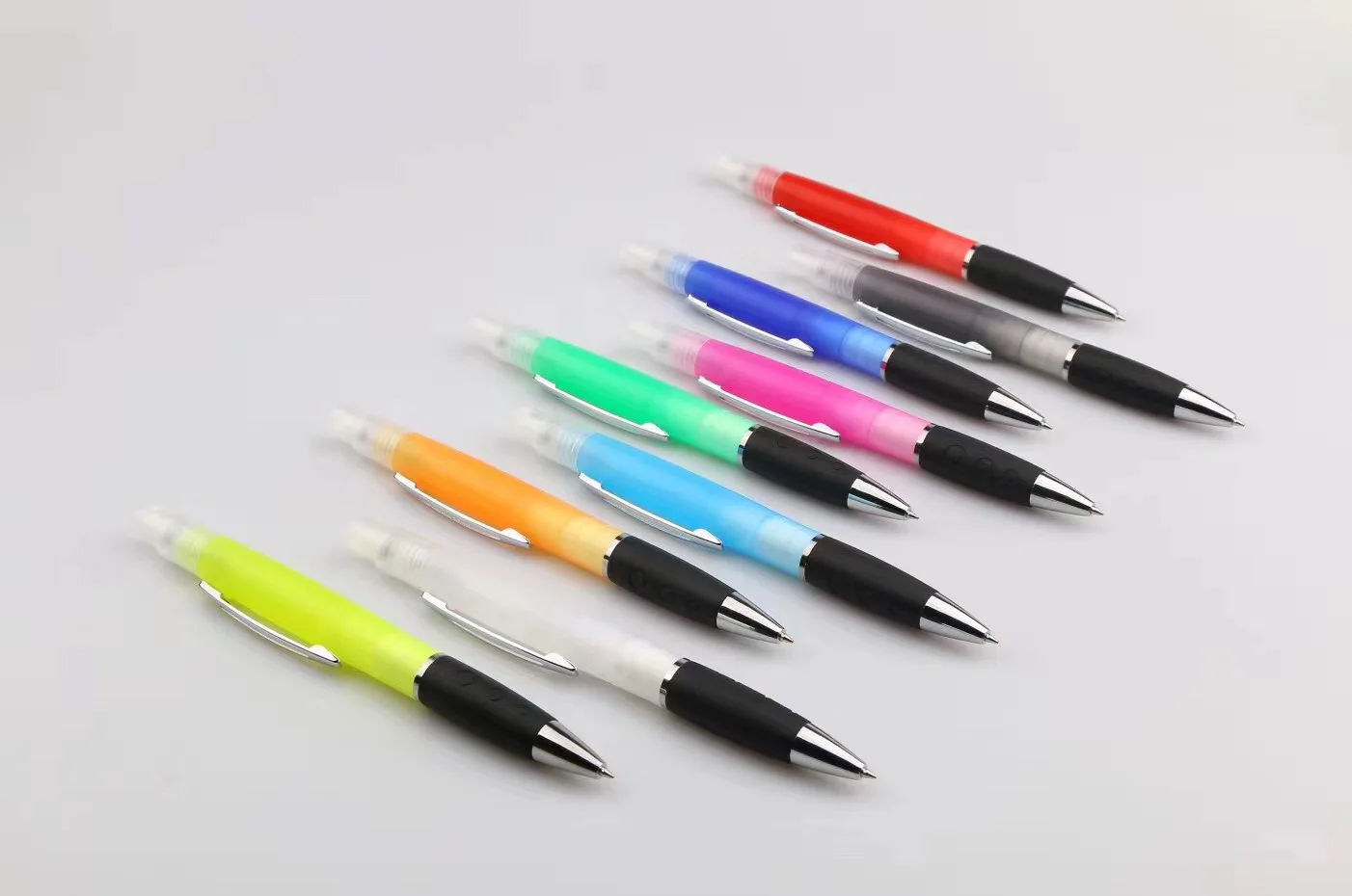 2020 новая продукция многофункциональная портативная рекламная шариковая ручка ручка-распылитель которая может заполняться спиртом и Духами