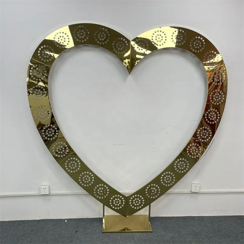 Romantic Wedding Backdrop Special Stainless Steel Metal Heart Shape Arch Backdrop Shiny Gold Frame Metal Arch Backdrop Stand
