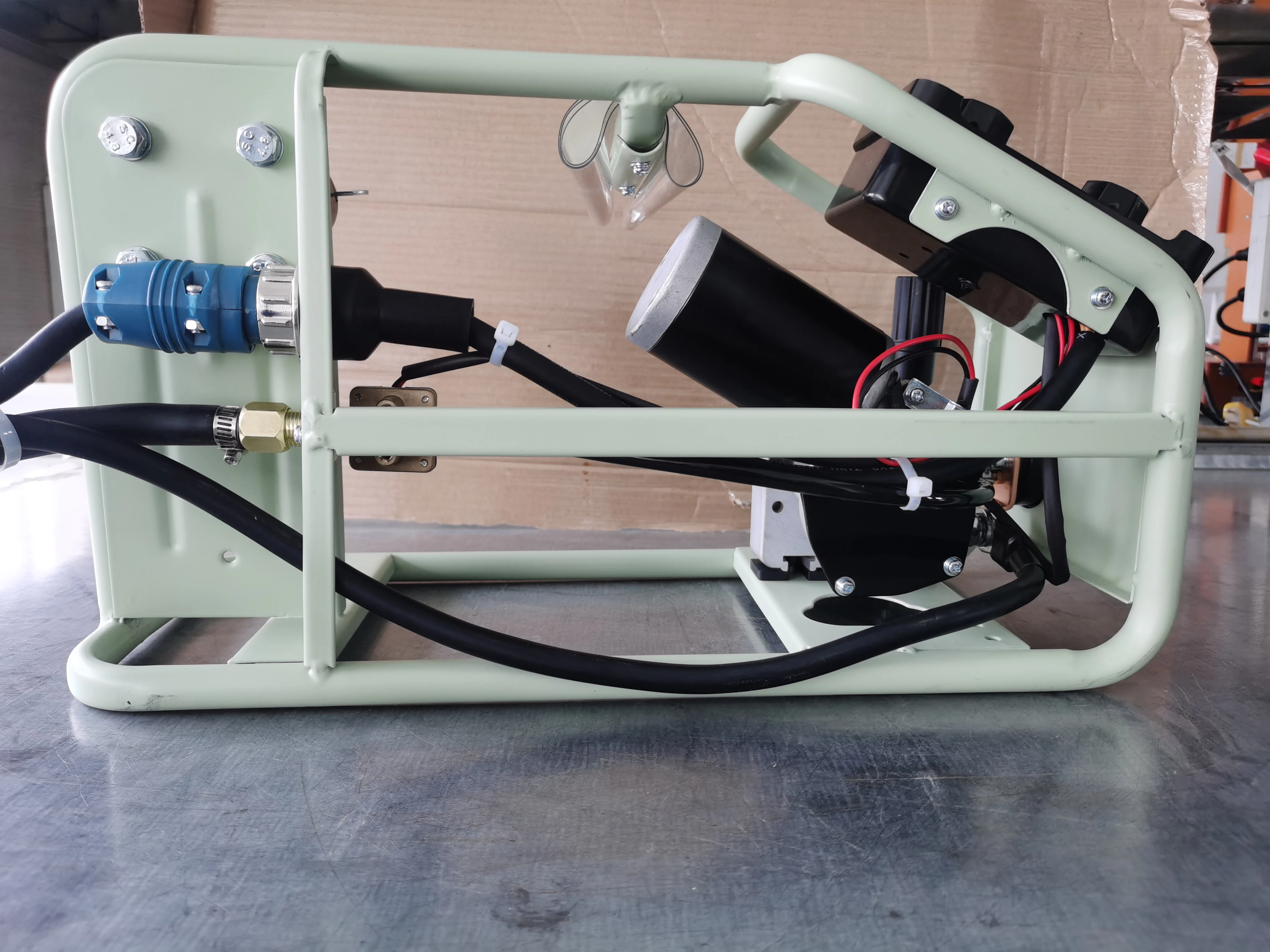 Wire feeder for mig welding machines