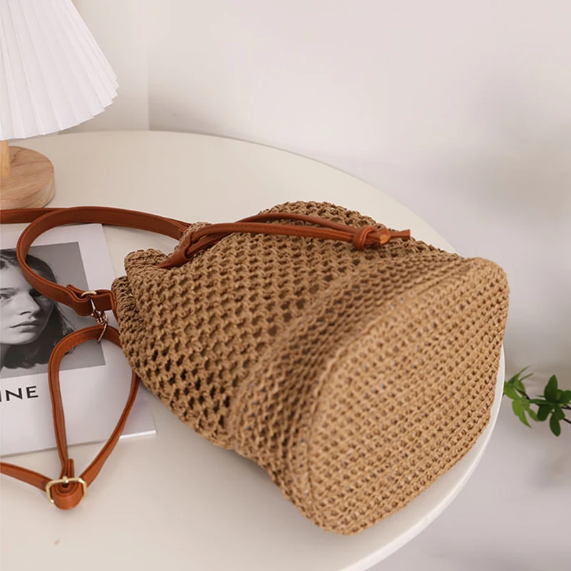 HZONOTHEM Simple Fashion Handbag Tote Bag Straw Beautiful Crossbody Bucket Woven Straw Bag Beach