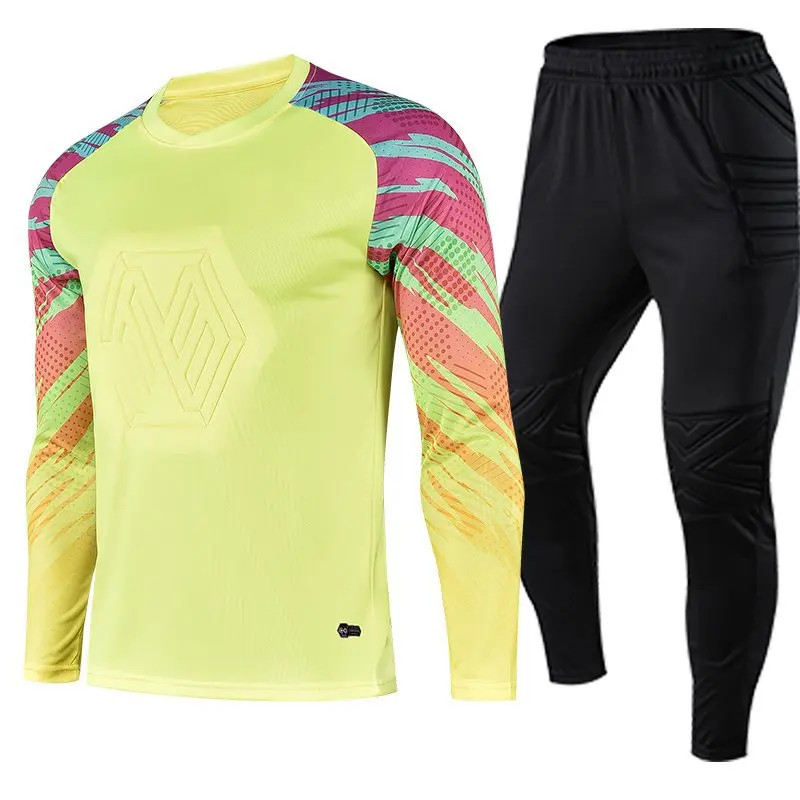 Customized logo Adult and child Jersey 100% Polyester Long Sleeve Goalkeeper Training Football suit Soccer Uniforms