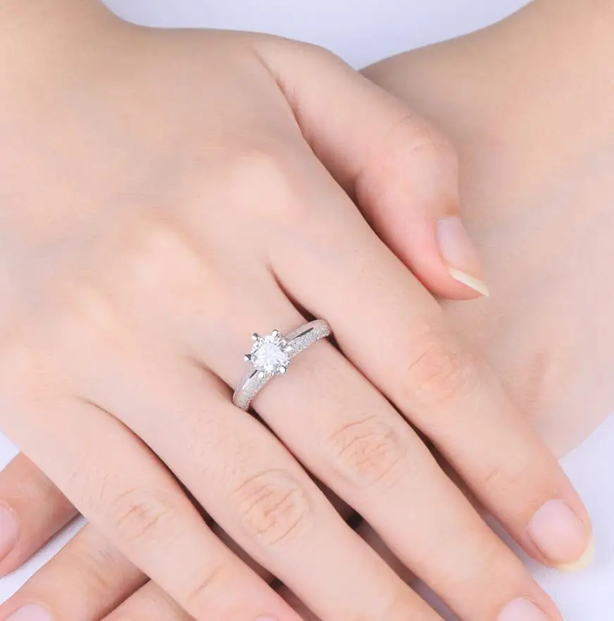 Custom debeers diamond jewelry 1 karat moissanite ring  wedding jewelry  moissanite rings silver 925