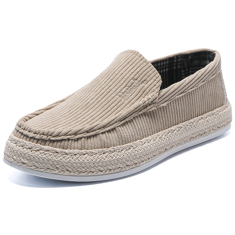 New casual and fashionable canvas shoes with soft soles and comfortable slip-on loafers