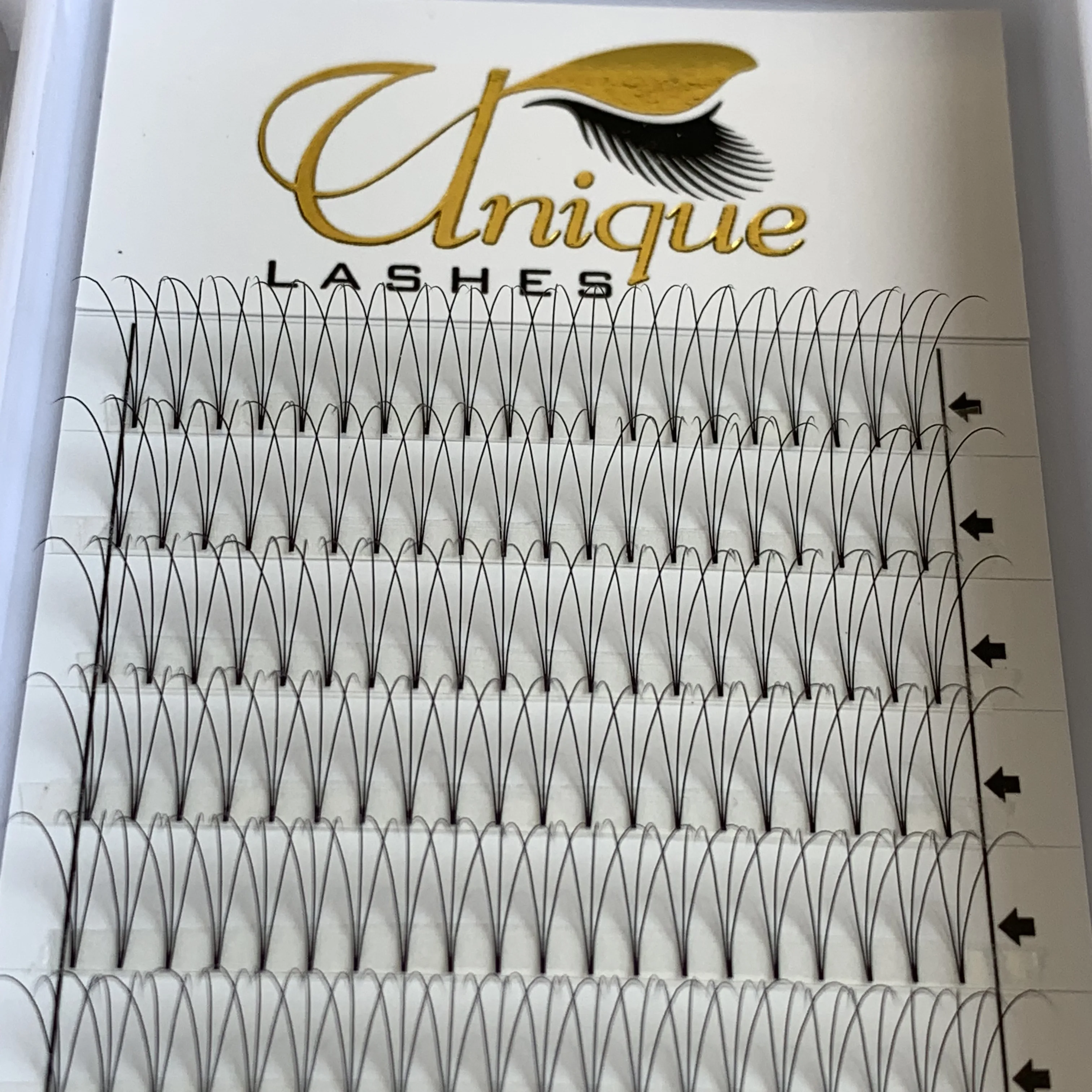 Wholesale pre made flare eyelashes 10d volume eyelash fans las extension trays promade volume