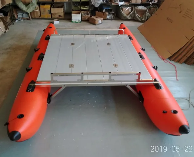 Hot Sale 1/2/4 Person Inflatable Catamaran Boat Fishing Boat