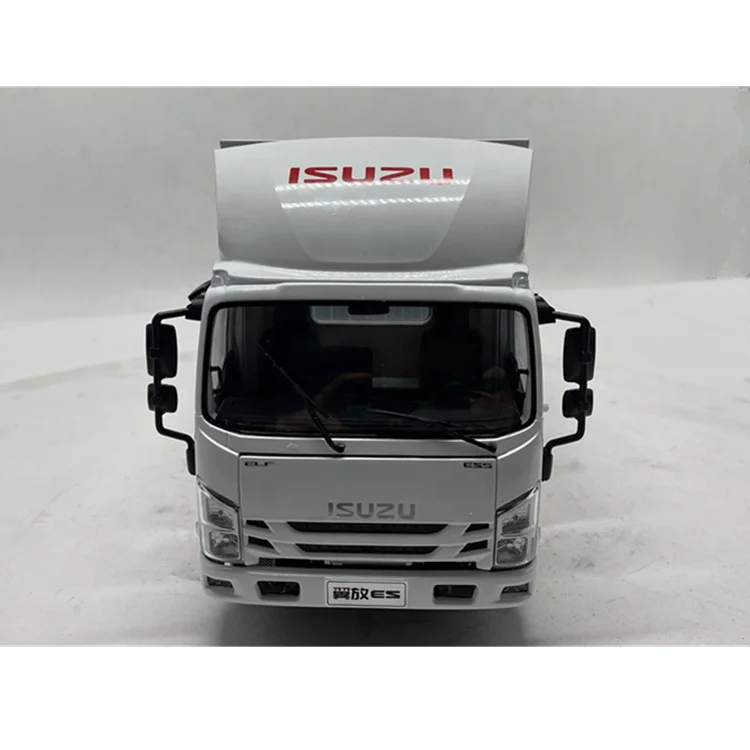 Orders Over USD 1000 Free Auto Parts Model Car models 1:18 For ISUZU ES5 White one