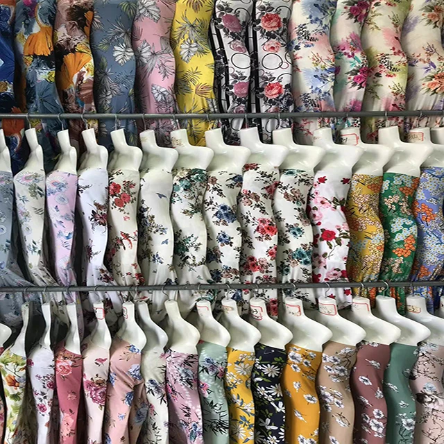 Custom design soft 100% viscose plain woven dress rose floral printed 45s rayon fabric for lady