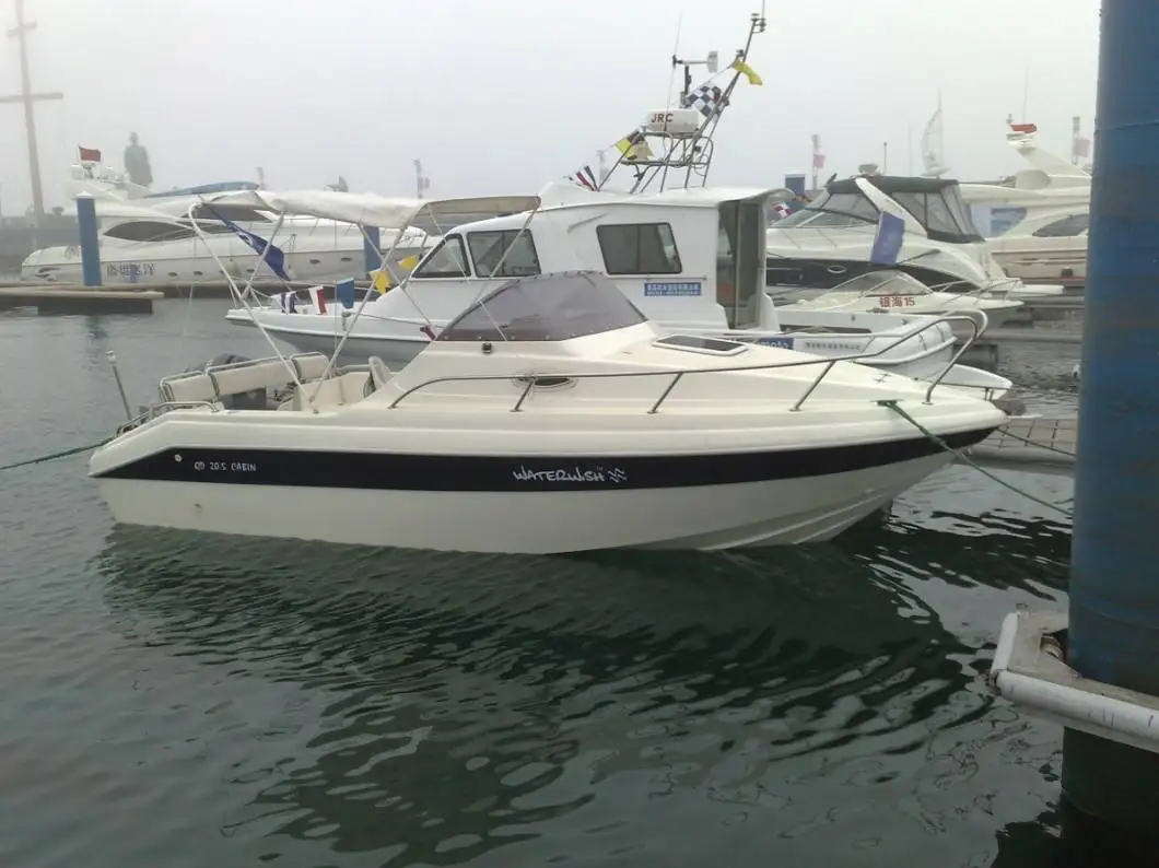 cabin 20.5 on water.jpg