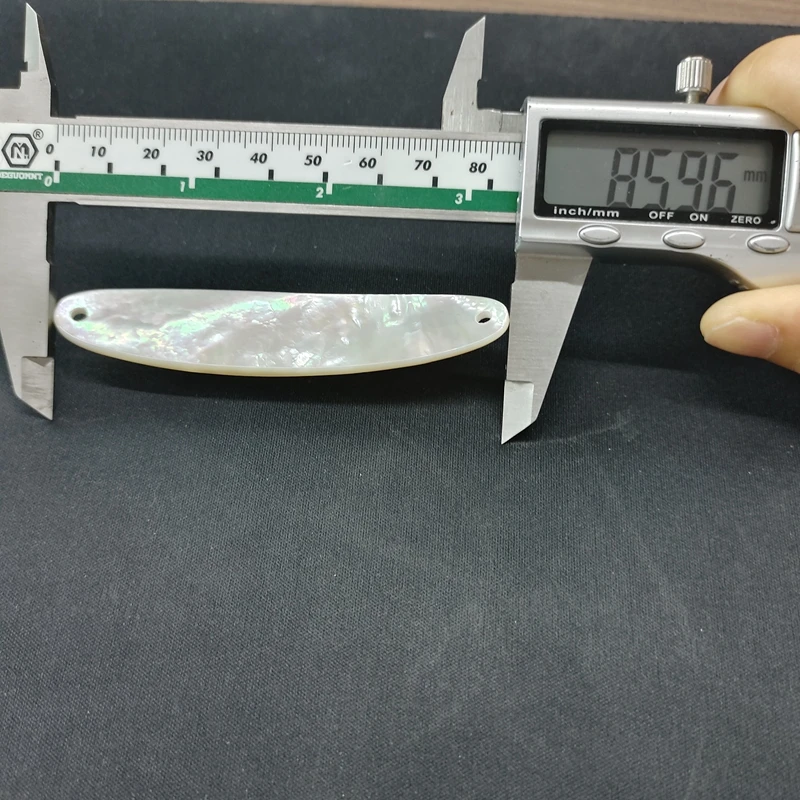 Minnow Lure 85mm White Mother of Pearl Shell Sports Fishing Bass Pike Hard Artificial Bait saltwater Fish lures