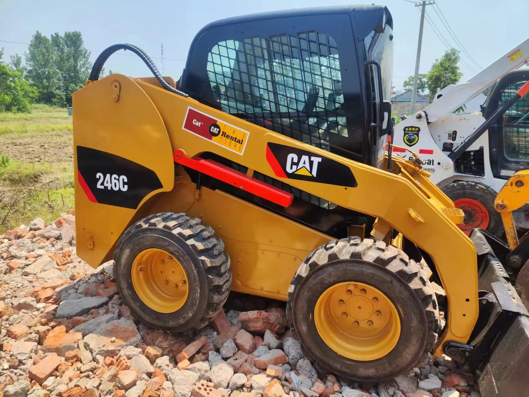 Hot selling Used Japan Imported Caterpillar  CAT246C  Mini Skid Steer Loader Second Hand Original Engine Cat small loader