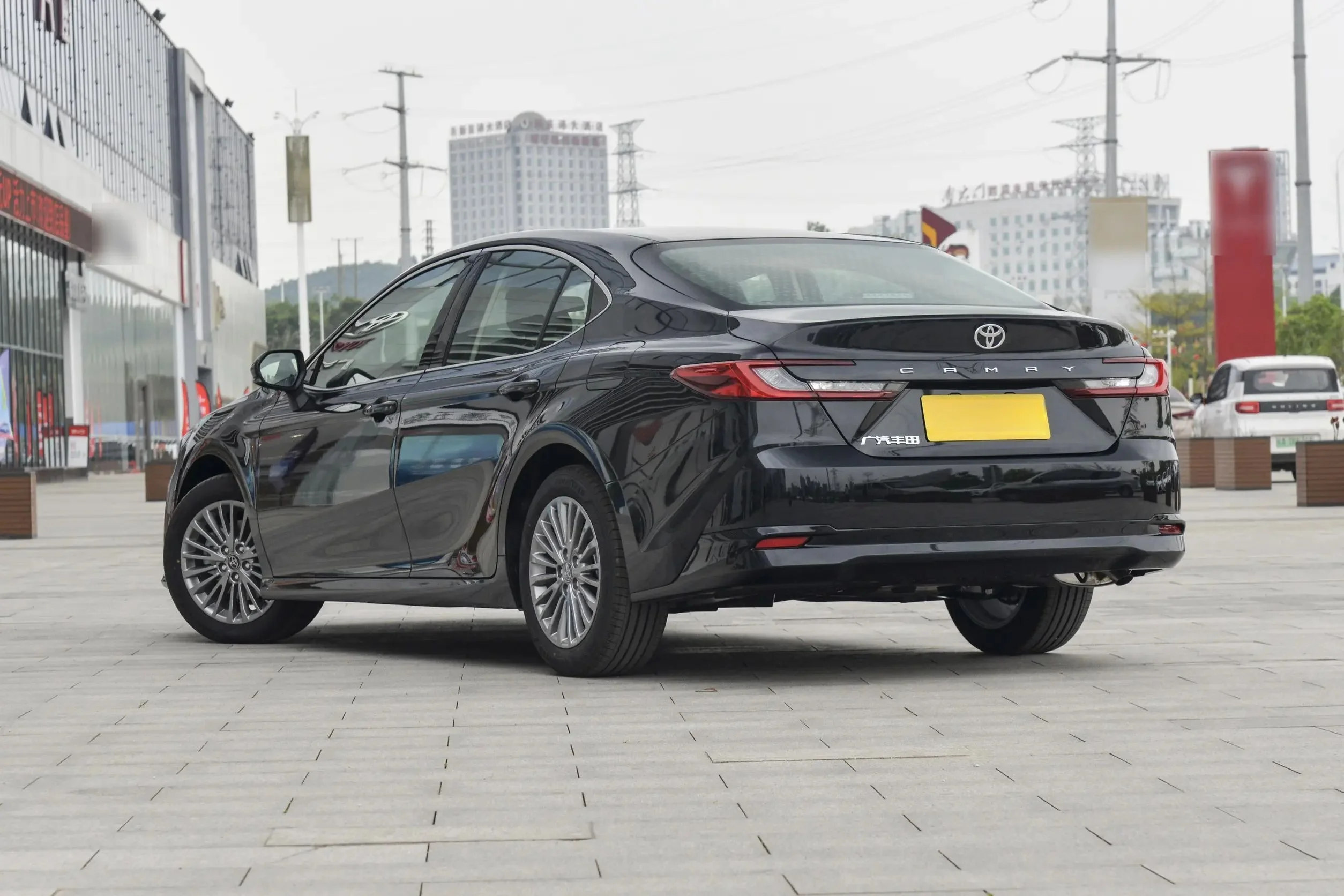 2024 Toyota Camry 2 0 л E-CVT двухмоторный Гибридный среднеразмерный бензиновый седан новые и подержанные автомобили для продажи