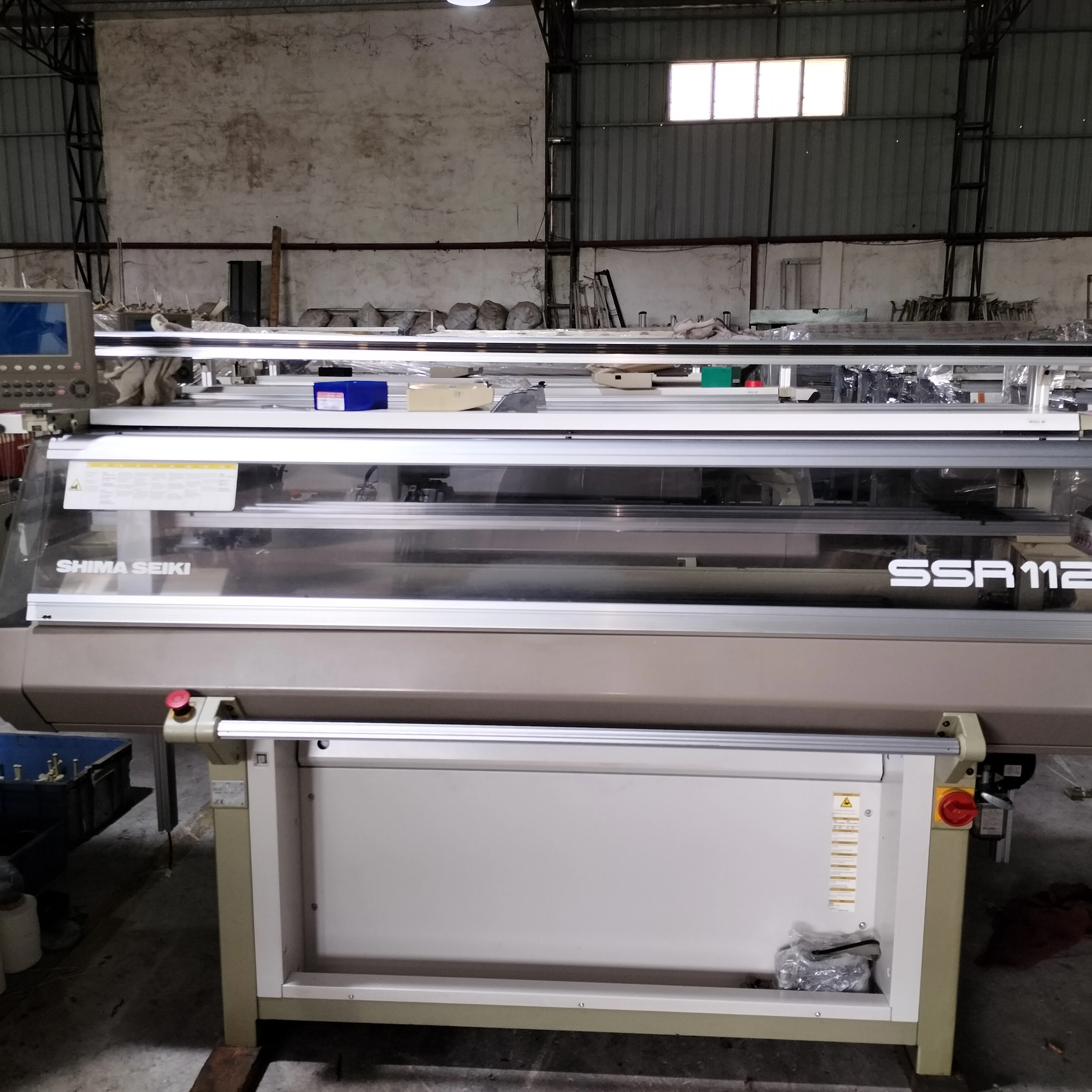 SHIMA SEIKI COMPUTERIZED FLAT KNITTING MACHINE SSR112 SSG122SV NSSG122 SVR122