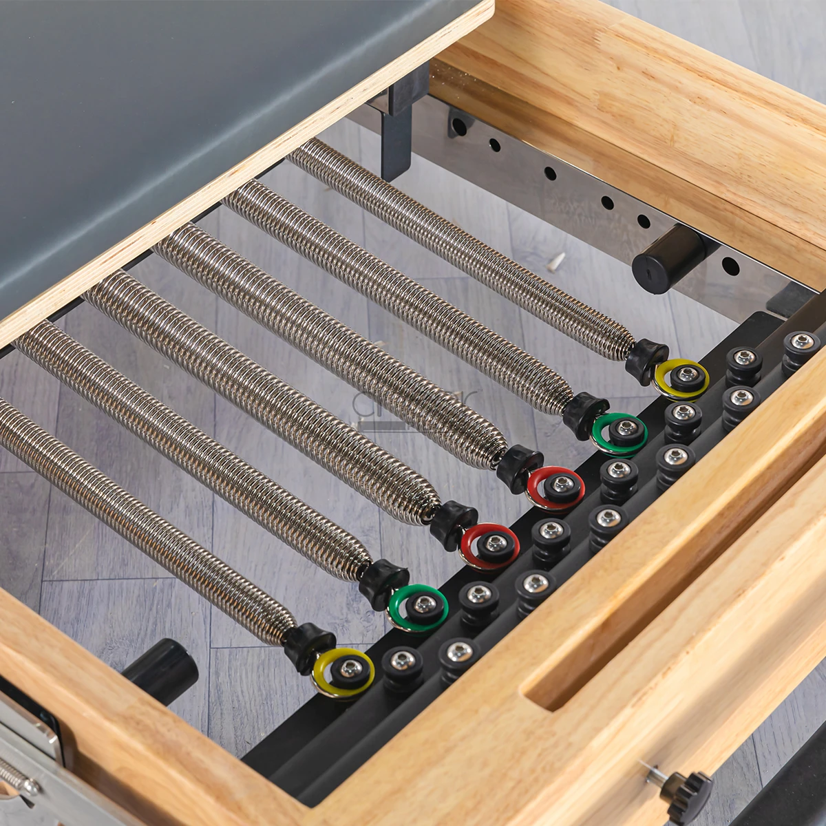 Professional Oak Wooden Pilates Machine for Body Workout pilates reformer machine Home Yoga Fitness Reformer Factory Price