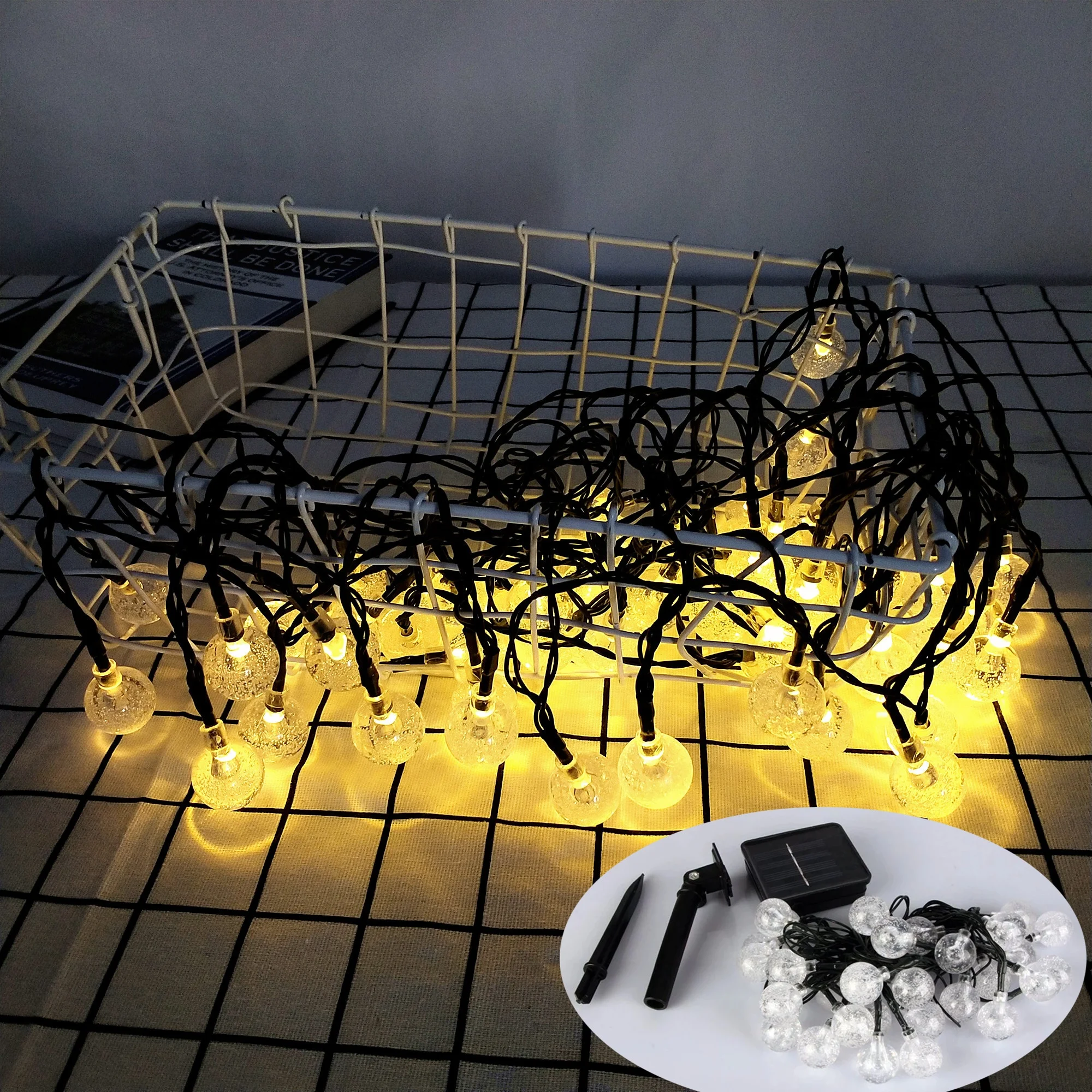 
Hot Sale Grape Shaped Solar Waterproof Outdoor Decorative Lamps Crystal Ball Globe outdoor string led lights 