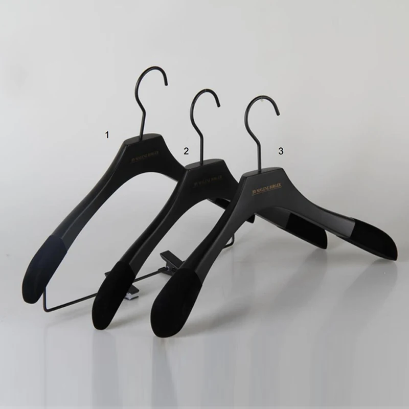 wood hanger with clips