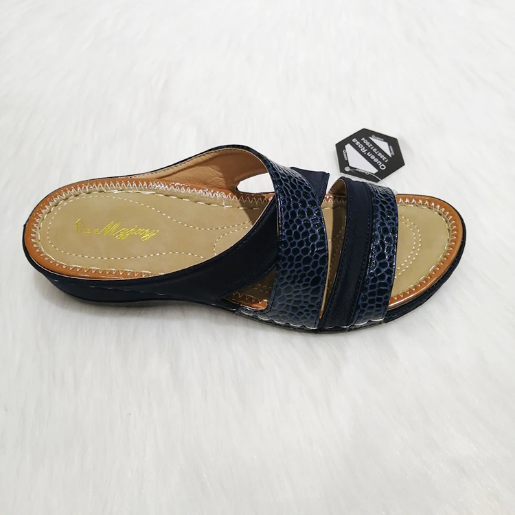 2020 new crocodile leather soft and comfortable wedge sole simple fashion ladies slippers