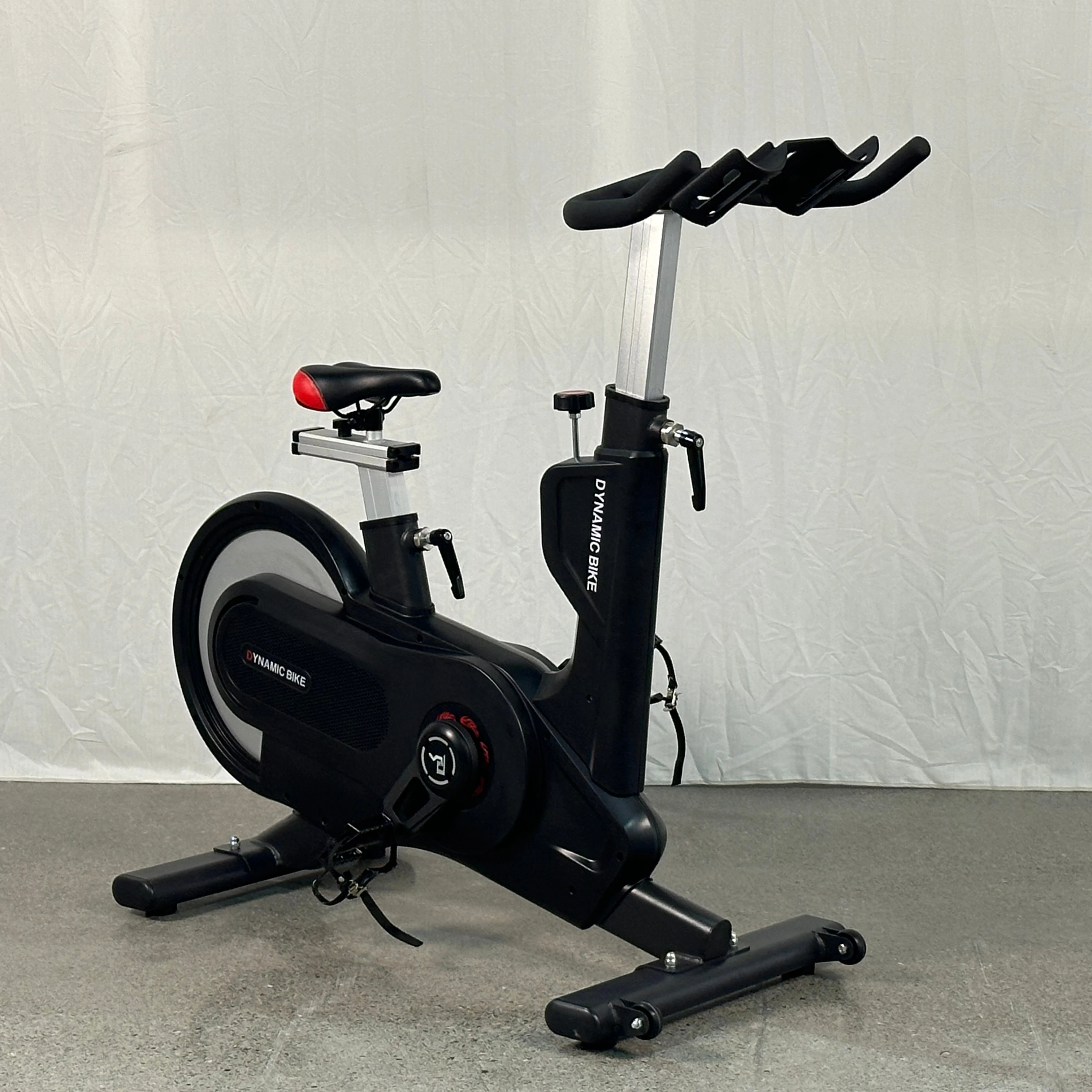 Commercial magnetic resistance spinning bike Motor bike