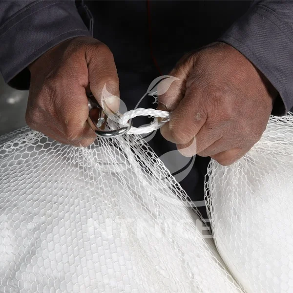 OIL SNARE ON A ROPE HEAVY OIL ABSORBENT BOOM