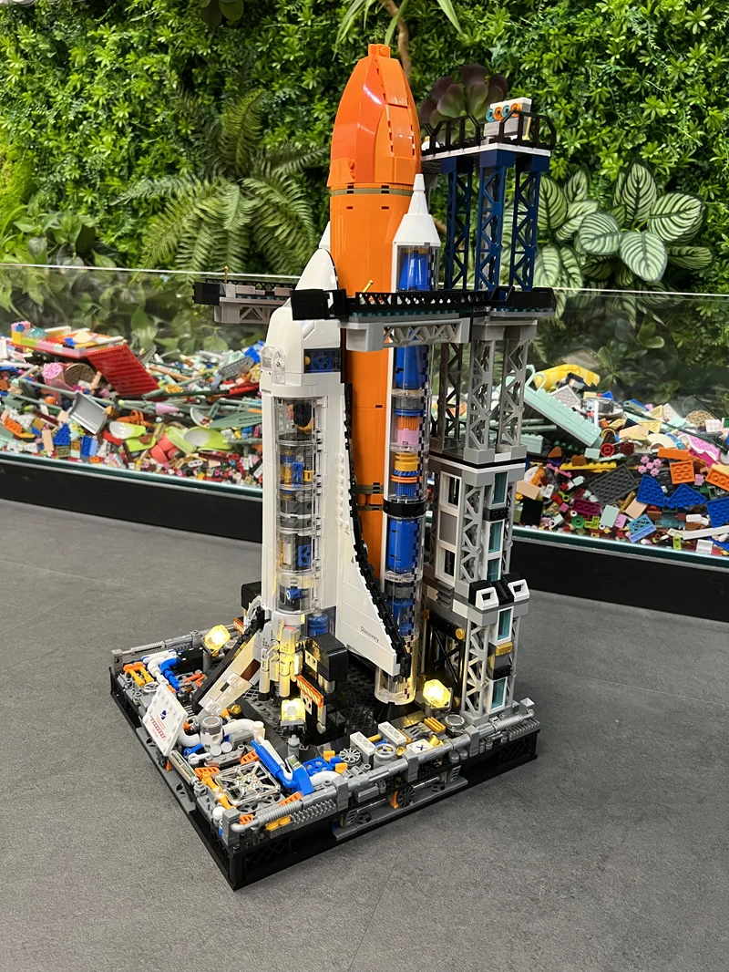 Most Popular Toys Led Light Kit for NASA Artemis Space Launch System Building Set Space Rocket Toy Creative Educational 2200+Pcs