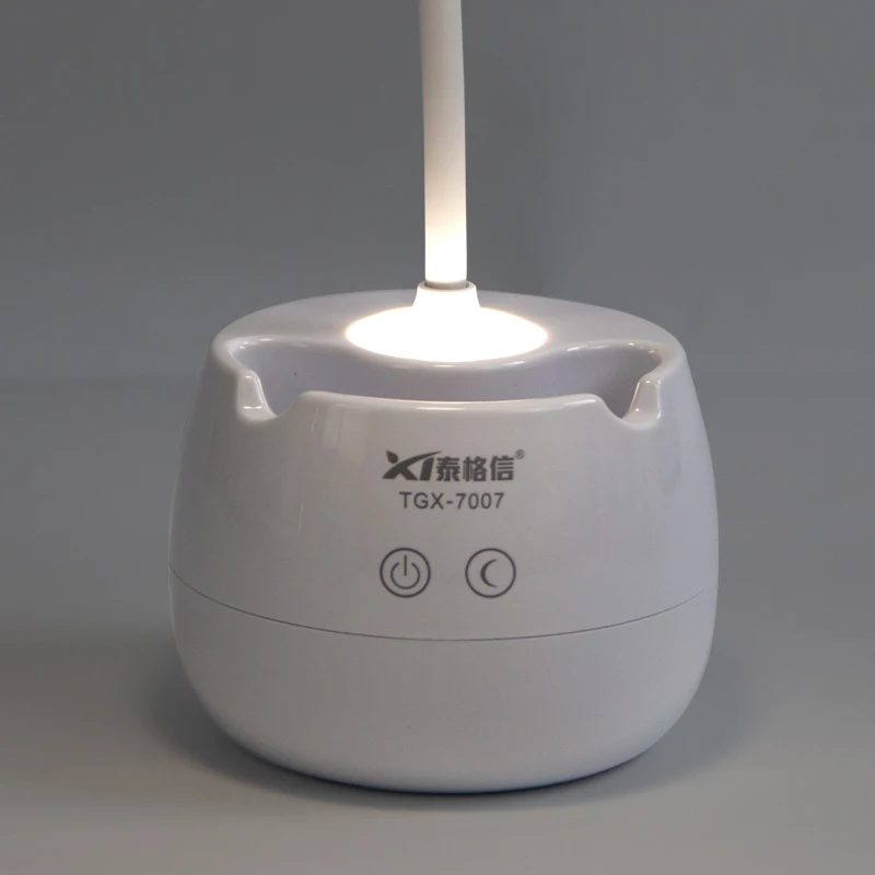 Modern style horn shape LED night light lamp Eye-protection SMD desk lamp with phone holder for daily use