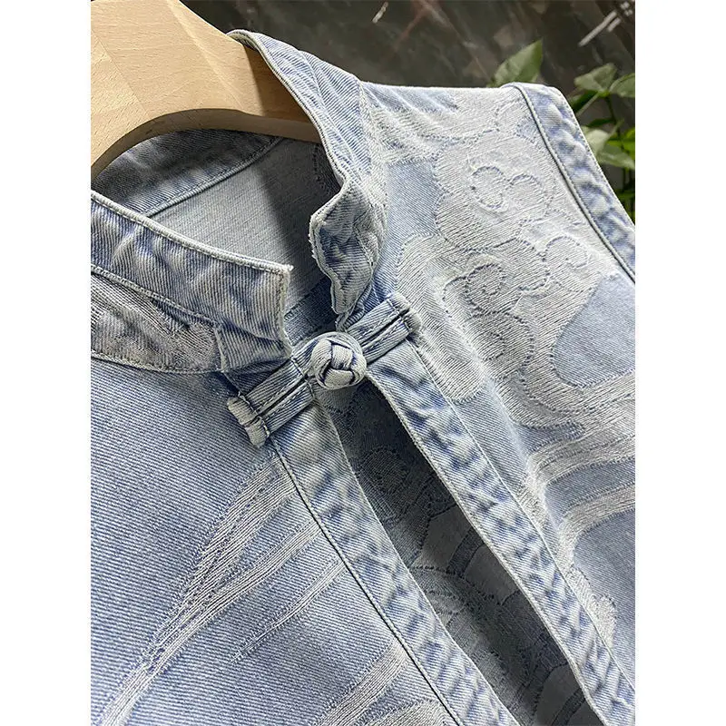 Wholesale Retro Literary Denim Vest 2021 Spring and Summer Fashion New Plate Buckle Split Casual All-match Vest Thin Coat