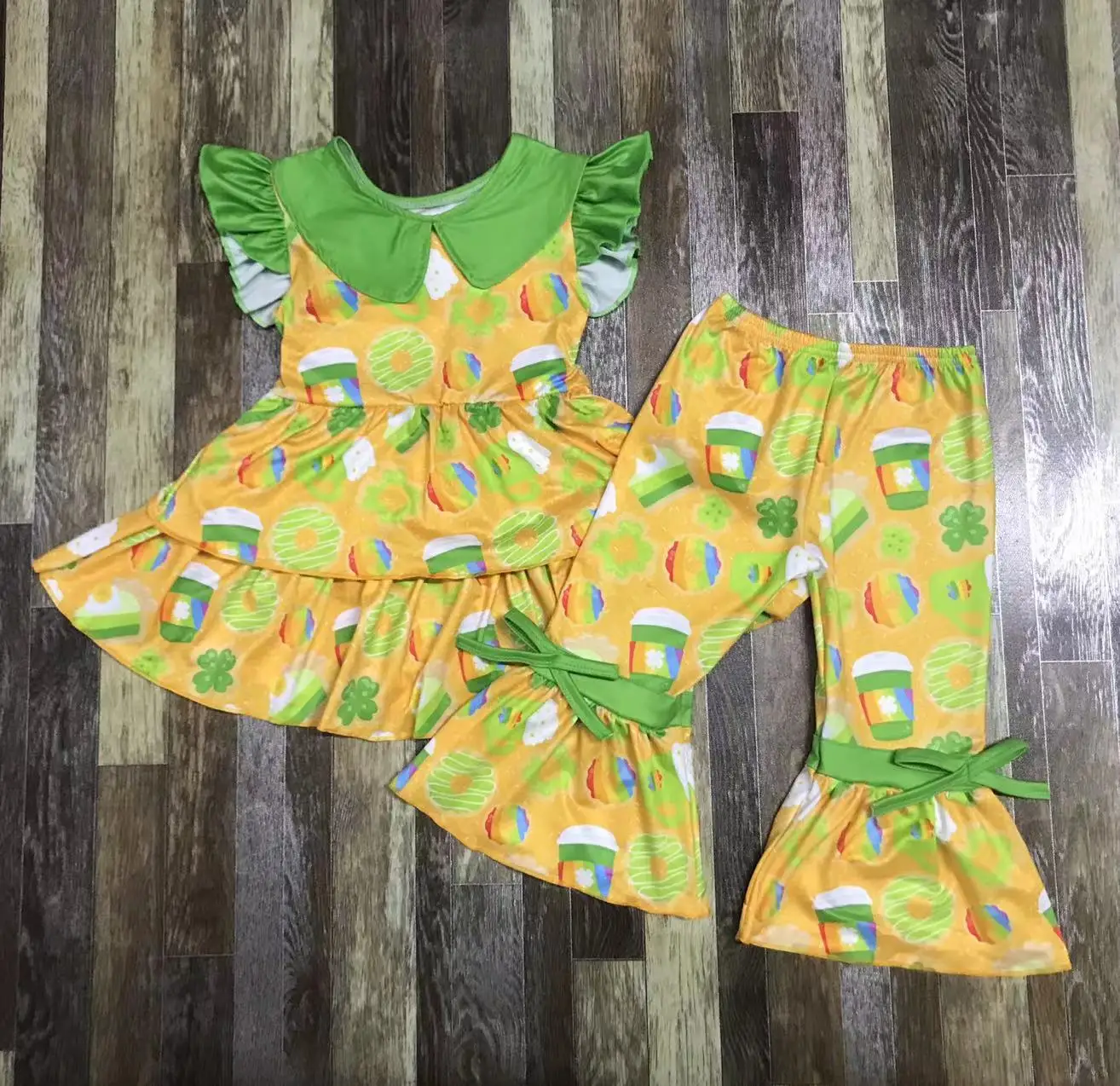 Boutique white spray-ink kids summer outfit cover truck print bell bottom wholesale clothing set