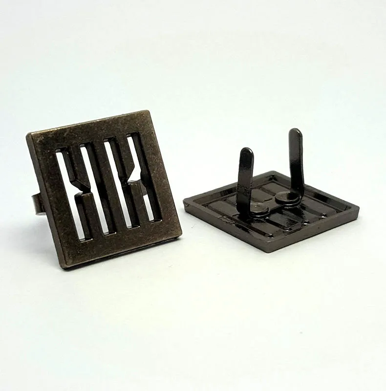 Fashion bag accessory brand plate bag logo custom metal tags for bags laser