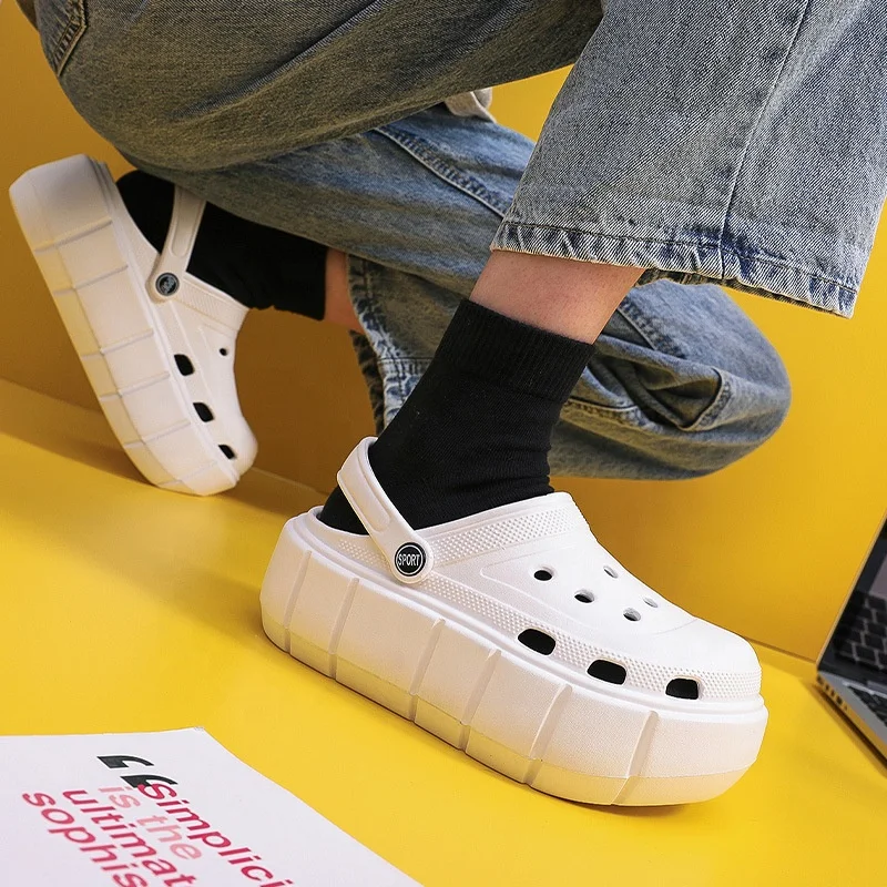 New Fashion EVA Clogs Slippers Women Shoes Thick Sole Sandals Garden Shoes Women Clogs Sandals Platform Slippers