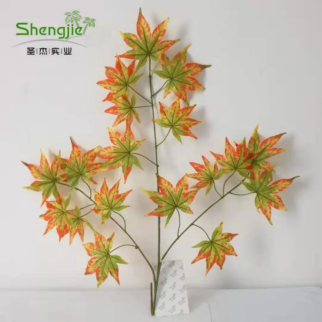 SJWS2014070409 Guangzhou manufacturer hot sell garden decorative syntheticfabric white color artificial maple leaf