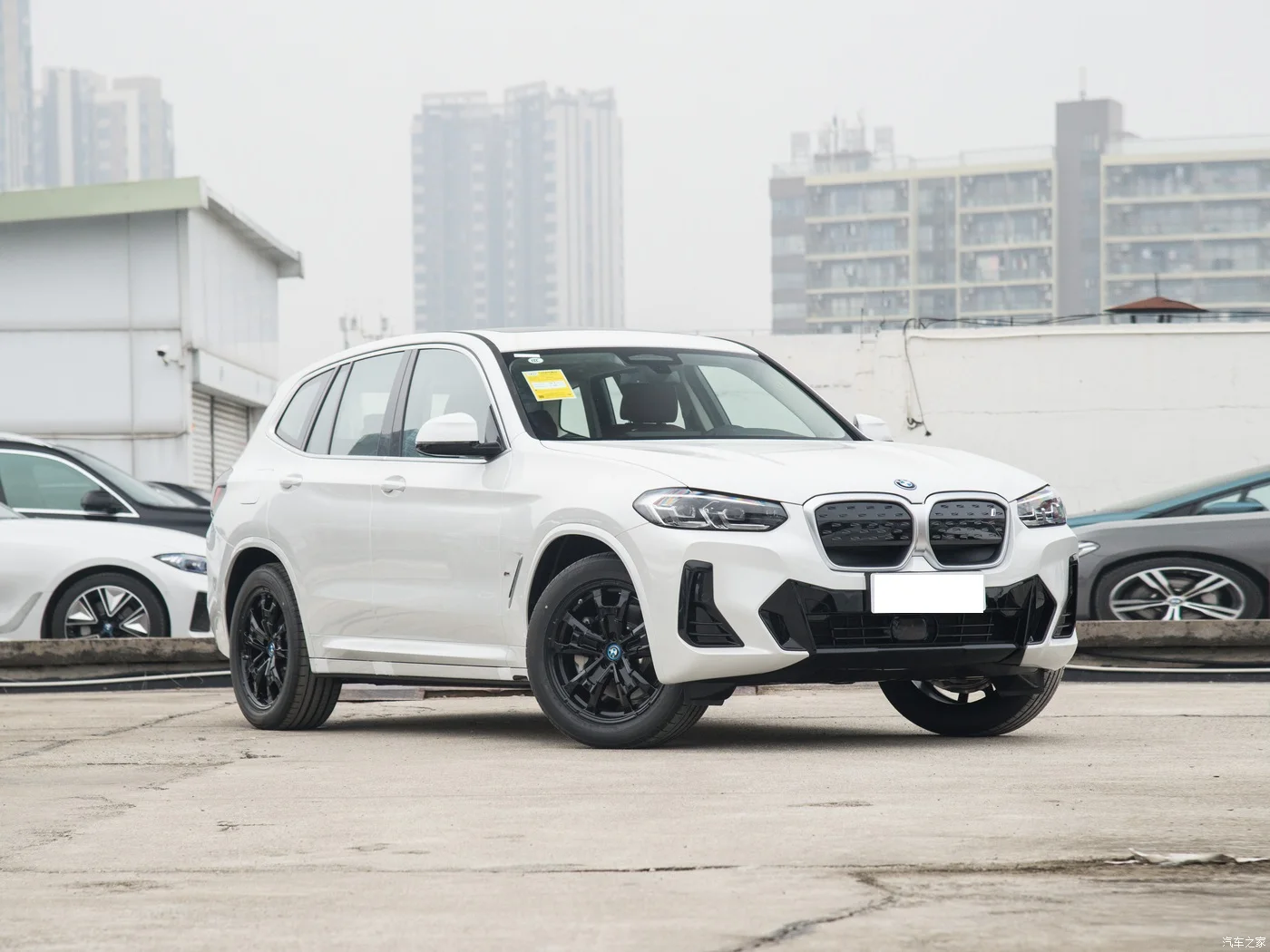 BMWs iX3 2024 2023 Electric Car Sport Part Factory Direct Supply New Energy Vehicles Automatic Electric Awd Car