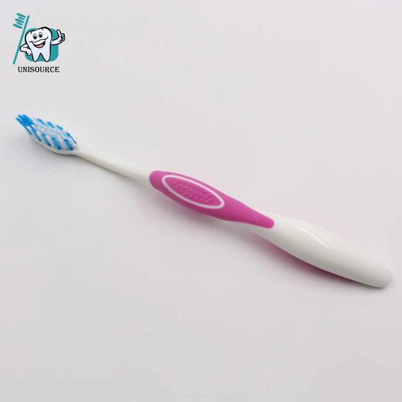 Factory Wholesale Good Quality Portable Economic Soft Nylon Adult Soft Toothbrush for Family Use