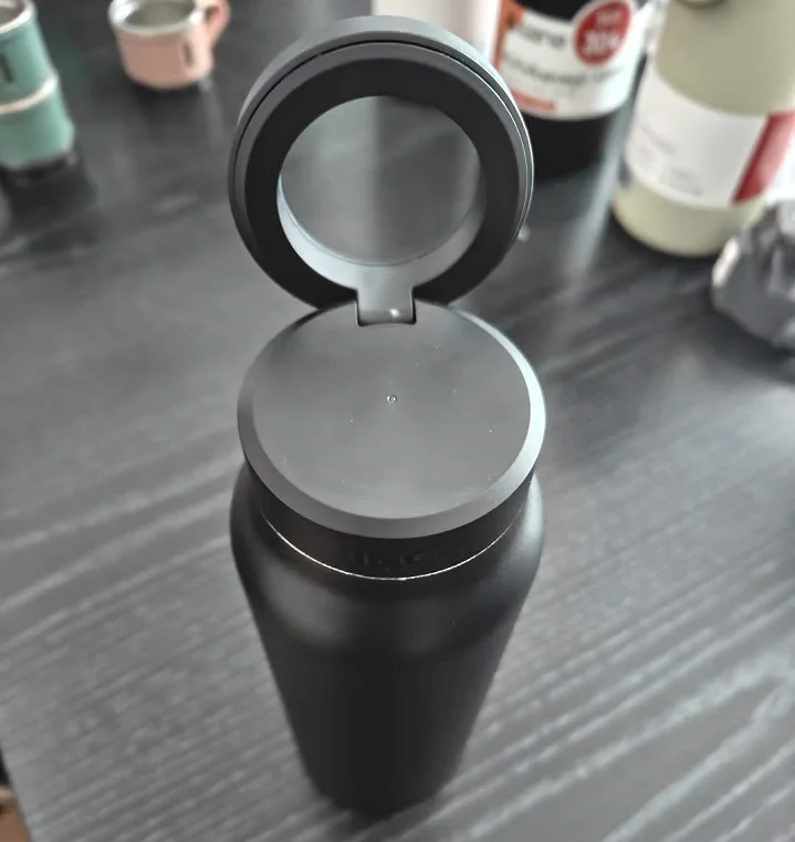 vacuum insulated bottle stainless steel thermos insulated drink bottle with magnet lid