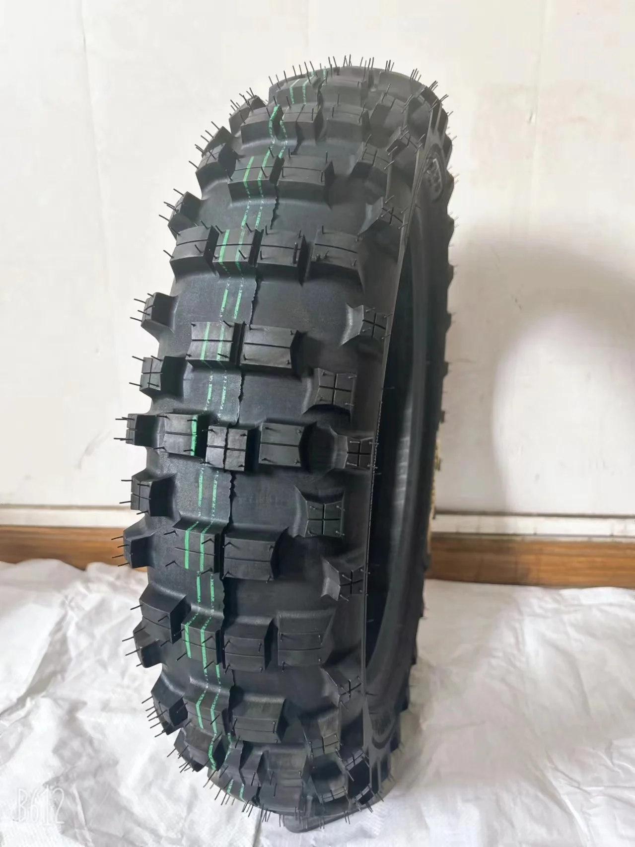 Manufacturer chinese rubber motorcycle off road tyre 140/80-18    120/100-18   110/100-18