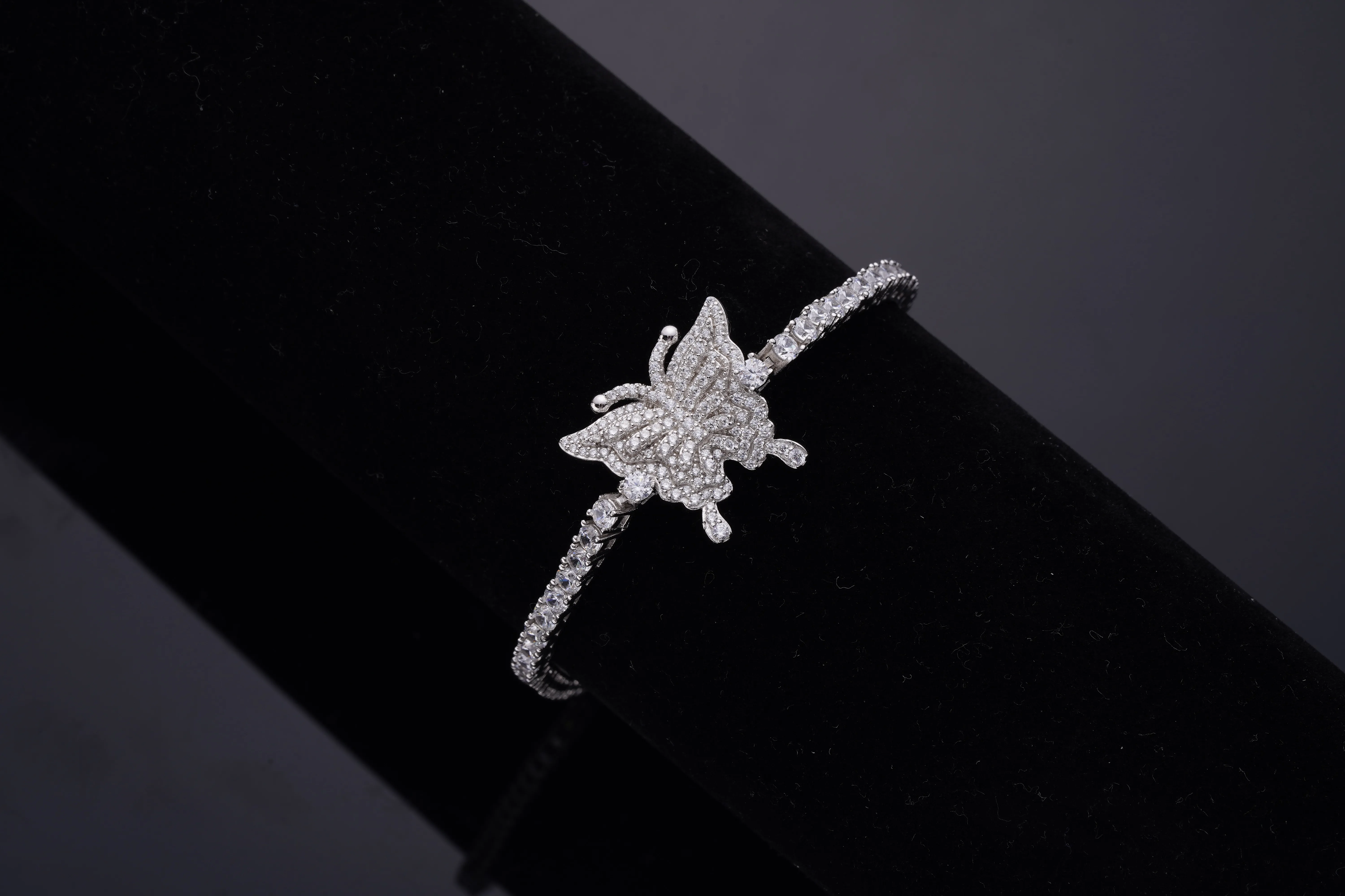 2024 Hot Hip Hop Jewelry 925 Sliver Iced Out Moissanite Bling Butterfly Tennis Cain Bracelet Bangles For Men